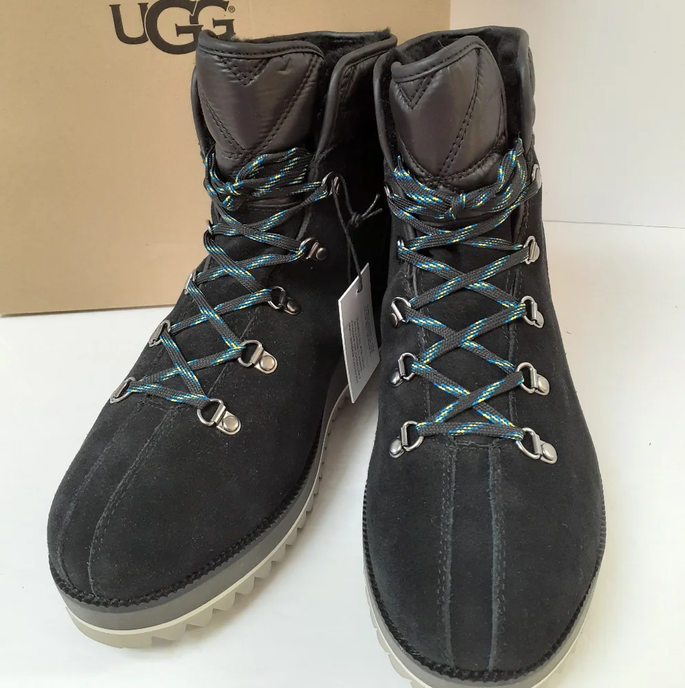 UGG Birch Lace up Boots Sz 10